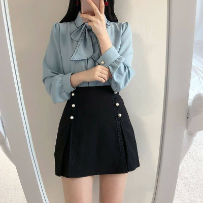 Chân váy chữ A + Áo sơ mi/blouse